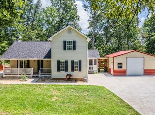 1896 Duffy Grizzle Rd, Dahlonega, GA 30533