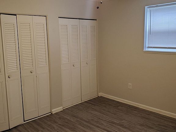 4th image of 3400 Lesway Ct #1