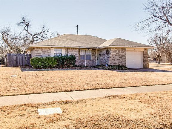2nd image of 522 Sunnyside Pl