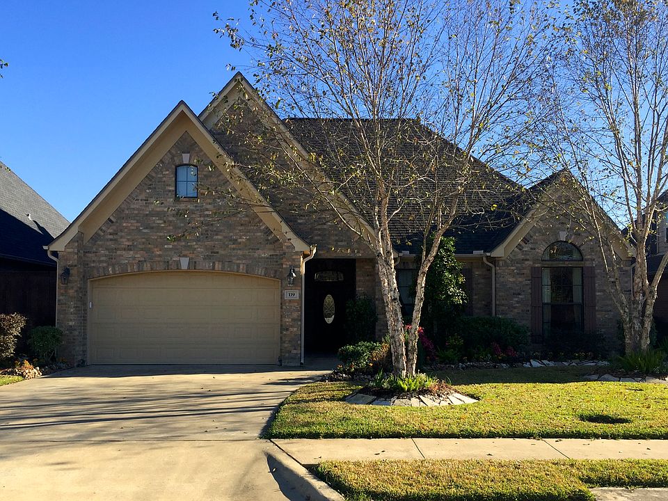 1st image of 119 Winding Brook Dr
