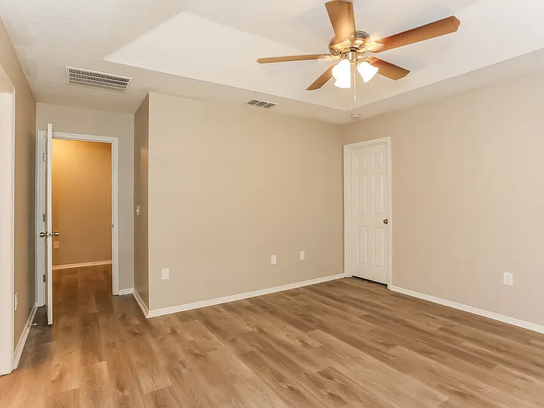 3801 Ellaville Ct — Photo 10
