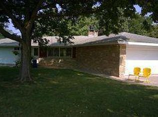 121 Sunrise Dr, Medford, MN 55049