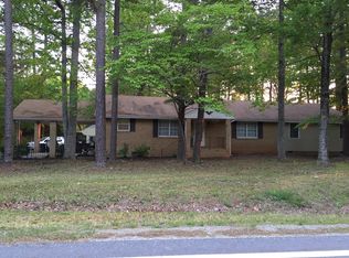 9838 Craftons Gate Hwy, Drakes Branch, VA 23937