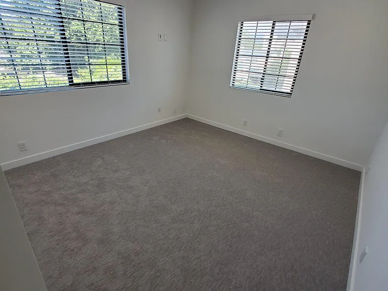 129 S Encinitas Ave #F — Photo 20