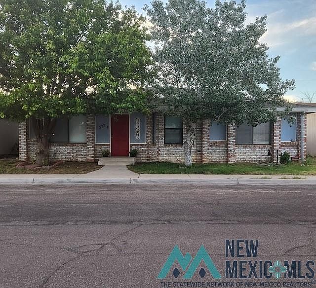 1st image of 522 E Kiva Dr