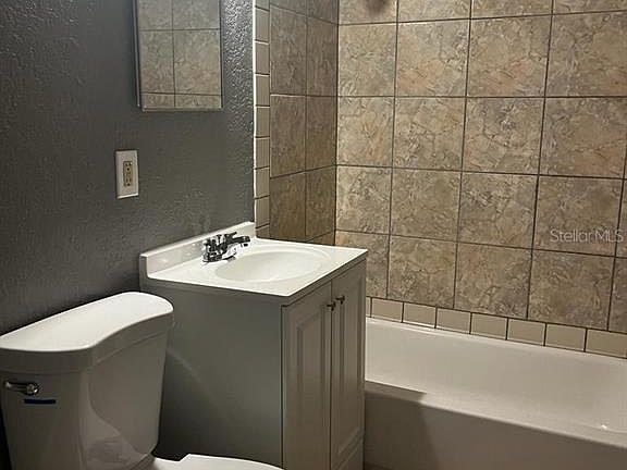 4th image of 815 S Beach St #817