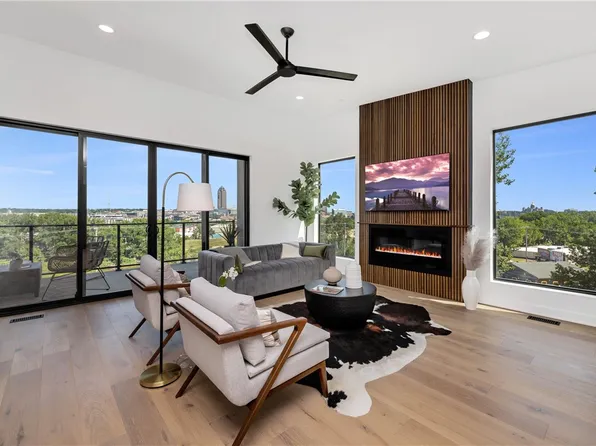 550 Indianola Rd #11, Des Moines, IA 50315