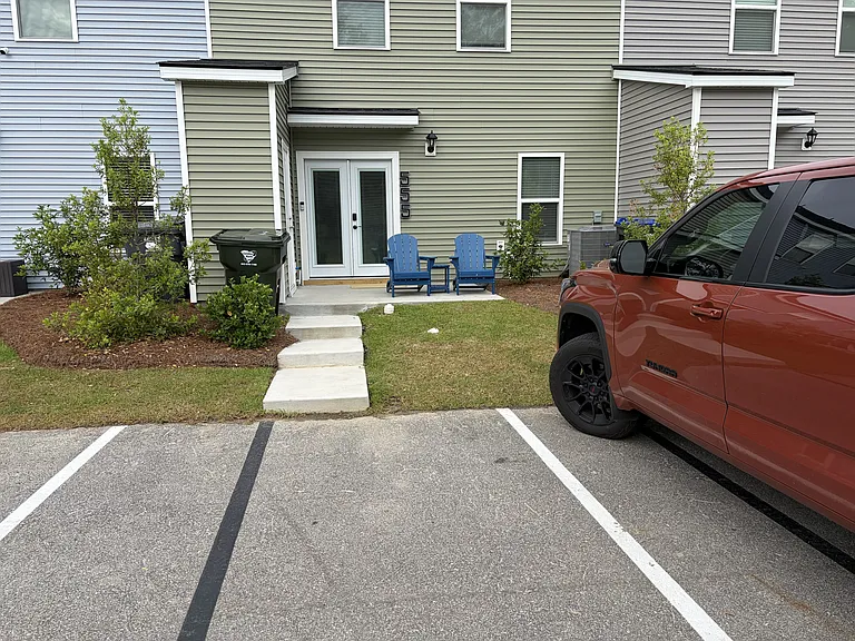 555 Gahagan Rd — Photo 9