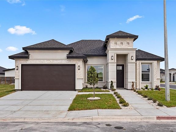 3rd image of 2817 E Conroe Rd