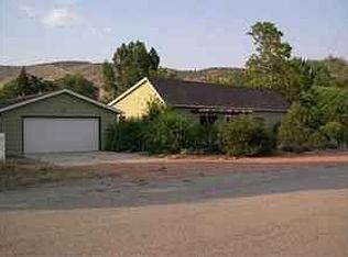 406 Prospect St, Lyons, CO 80540