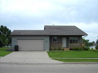 208 S Foss Ave, Sioux Falls, SD 57110