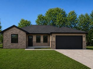 102 N Youngblood Ave, Marionville, MO 65705