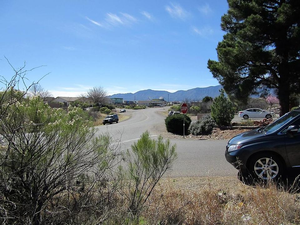 2nd image of 2505 S Mountain View Dr