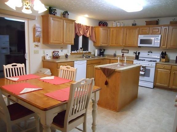 2nd image of 6487 Westminster Dr