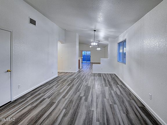 5th image of 3223 W Placita Del Comienzo