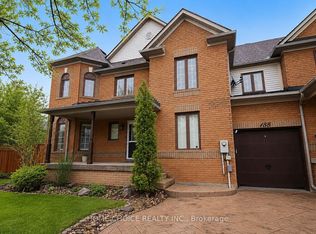 155 Hollandview Trl, Aurora, ON L4G 7J2