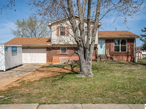 1263 W Lincoln Trail Blvd, Radcliff, KY 40160