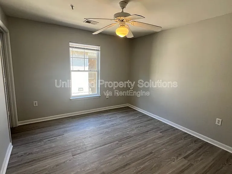 370 S Kerr Ave #303 — Photo 14