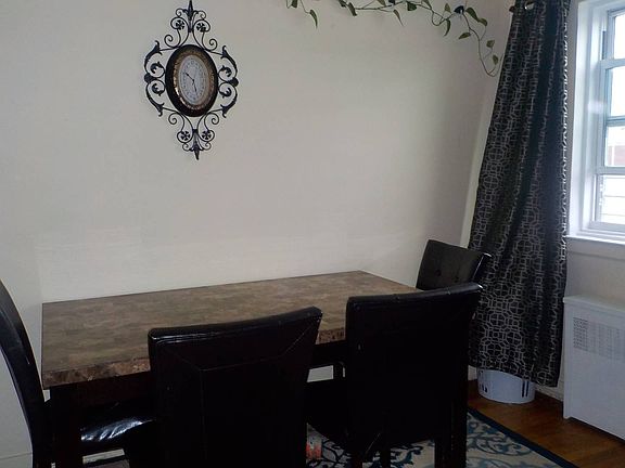 5th image of 247-23B 77th Cres Floor 2
