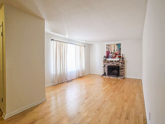 3rd image of 1024 Gatter Dr