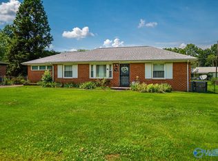 2305 Morningside Dr NW, Huntsville, AL 35810