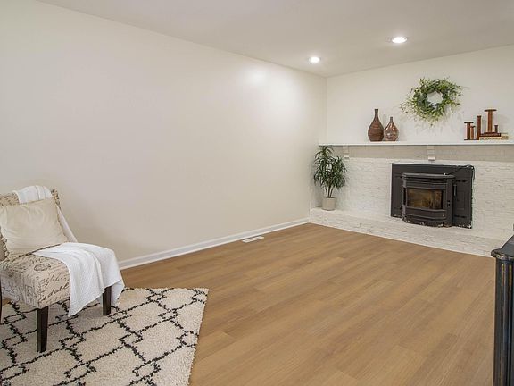 5th image of 5638 Dogwood Dr