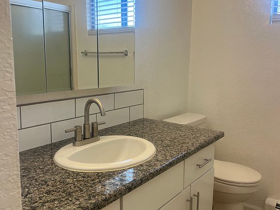 2nd image of 1410 N 15th St #1