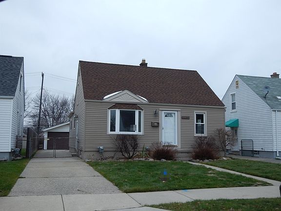 3rd image of 20833 Bon Heur St
