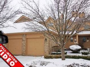 18285 Blue Heron Pointe Dr, Northville, MI 48168