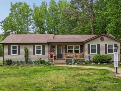 4177 Providence Rd, Hayes, VA, 23072
