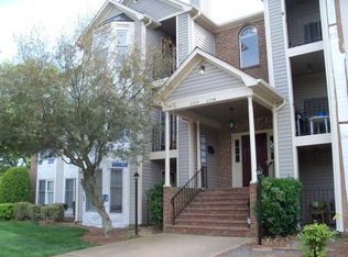 6242 Rosecroft Dr, Charlotte, NC