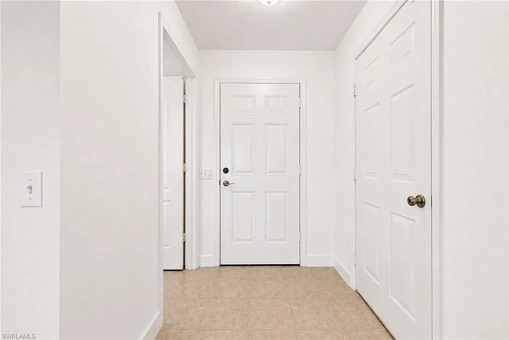 3 bed, 2.5 bath, 1541 sqft, $1,800 — Photo 4