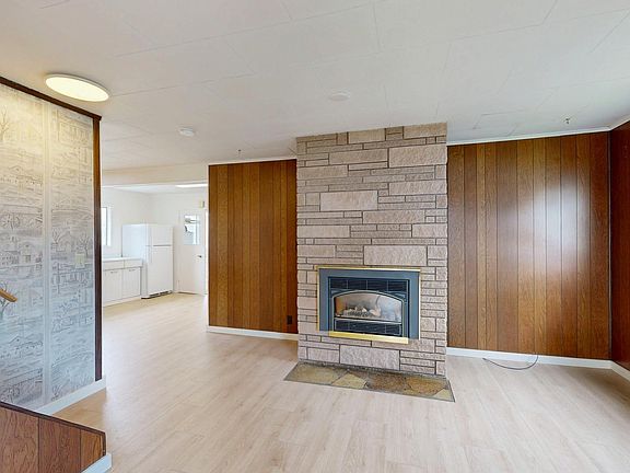 4th image of 1113 N Morton St