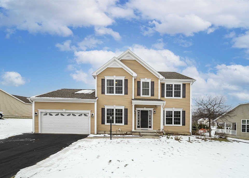 1st image of 7 Skybrook Cir
