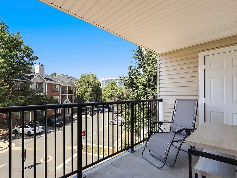 3313 Wyndham Cir #2220 — Photo 5