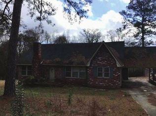 1719 Sandfort Rd, Phenix City, AL 36869