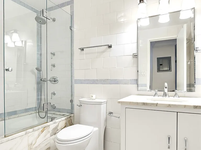 303 E 57th St #25F — Photo 11