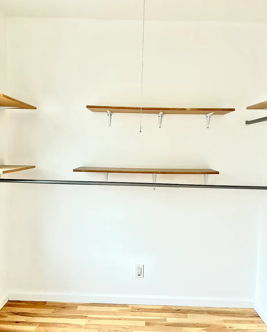 3 bed, 1200 sqft, $2,100 — Photo 4