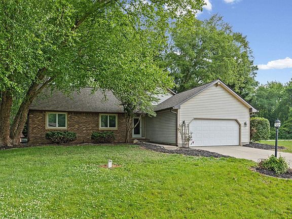 2nd image of 3502 Ashwood Ct