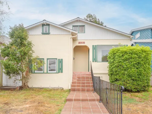 315 Junipero Ave, Pacific Grove, CA 93950