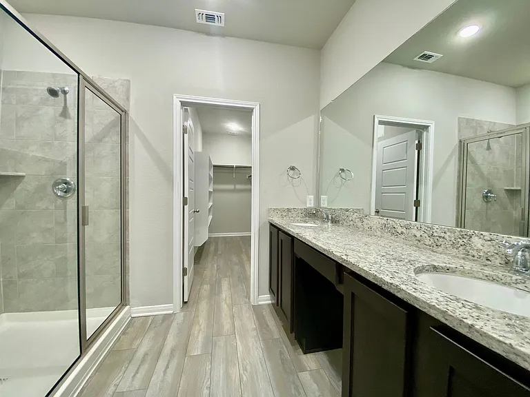 321 Caleb Ct — Photo 10