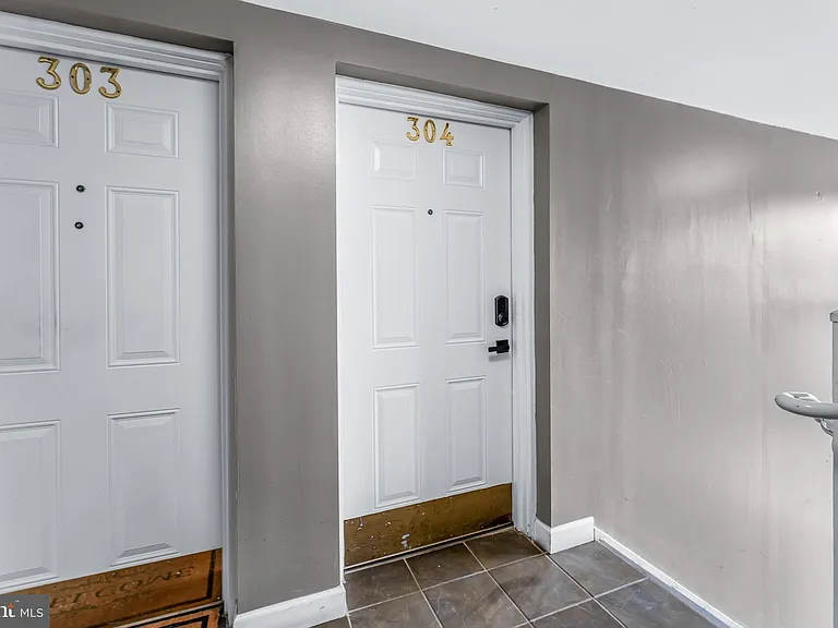 4473 B St SE #304 — Photo 3
