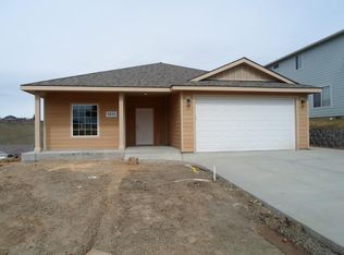 1708 W Naches Ave, Selah, WA 98942