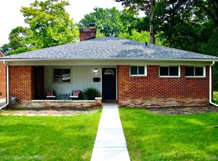 24100 Manistee St, Oak Park, MI 48237