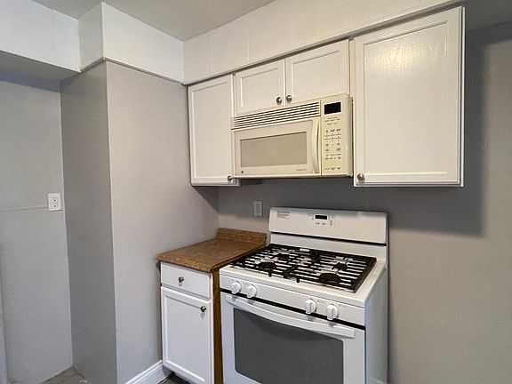 3rd image of 11803 Matherson Ave