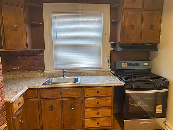 5th image of 4027 Howland St