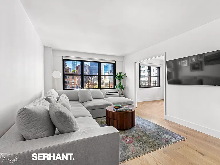 301 E 63rd St #14F — Photo 5