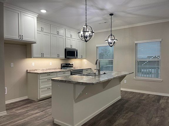 2nd image of 1220 Majors Ave