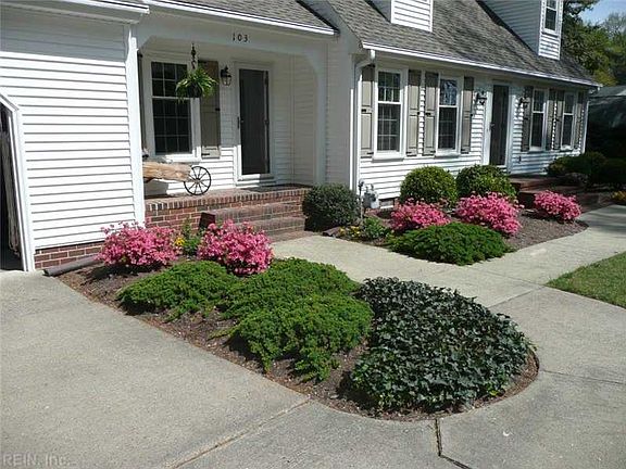 3rd image of 103 Holt Cir
