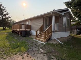 6205 54th St #2, Ponoka, AB T4J1M5